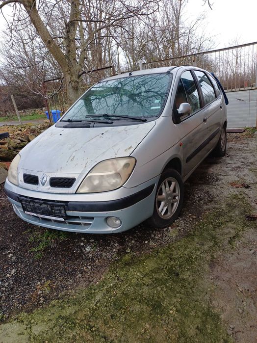 Renault cenik za chasti