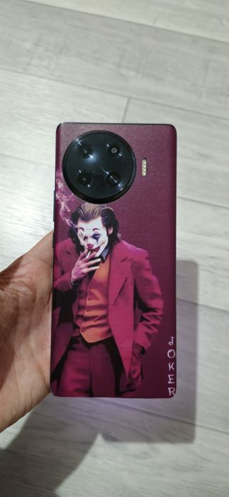 Продам TECNO SPARK 20 Pro+

Pro+