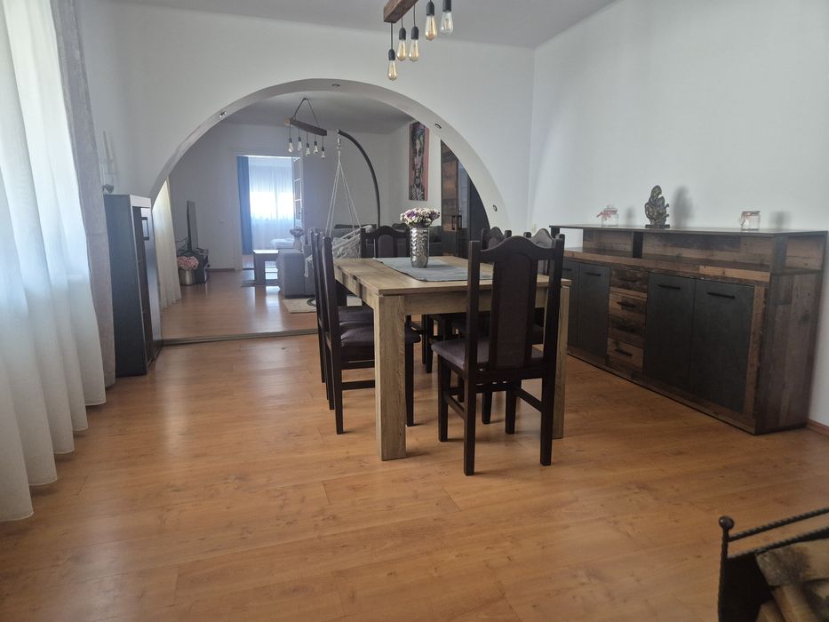 Pensiune In  Rasinari Plus Inca o  Casa