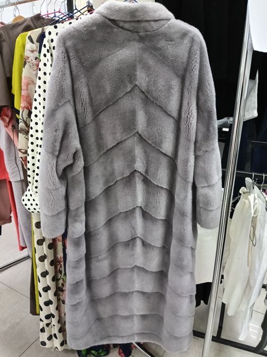 Норковая шуба 200000