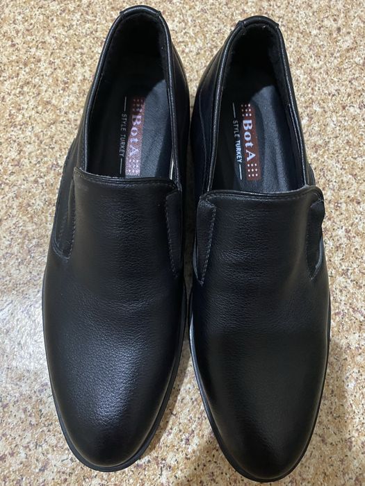 Новые  кожаные  турецкие   туфли  продам .Безторг