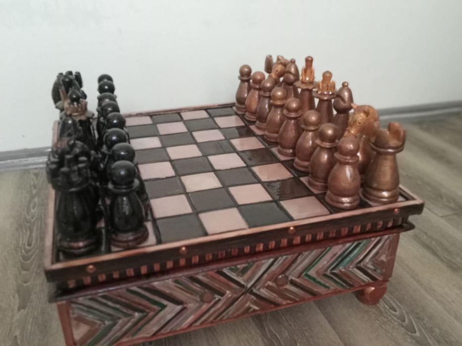 Шахматы деревянные