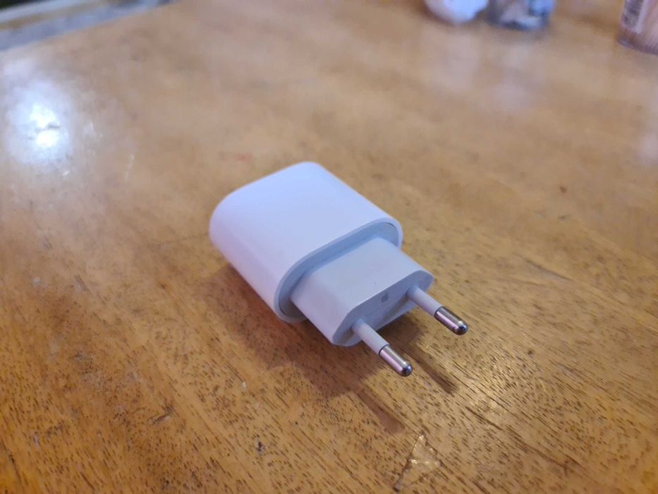 IPhone SE 2020 (второ поколение)