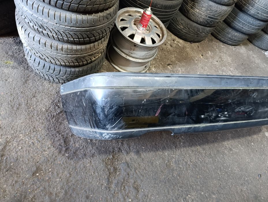 Бампер задний на Мерседес W202