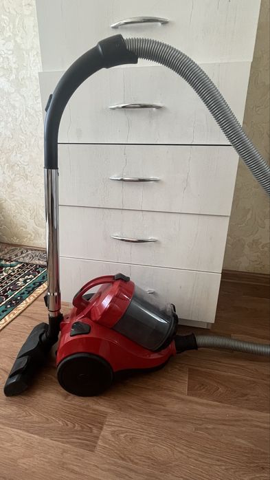 Продам пылесос в отличном состоянии