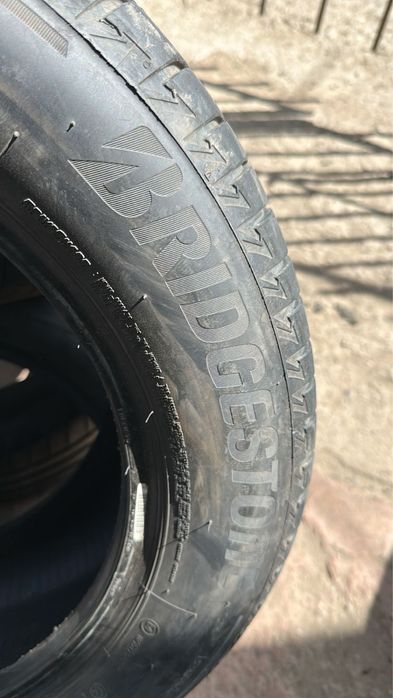 235/55/17 продам шины