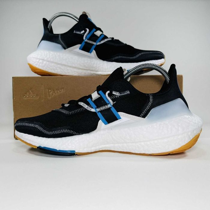 Оригинални маратонки * ADIDAS ULTRABOOST 22 PARLEY * EU38 2/3
