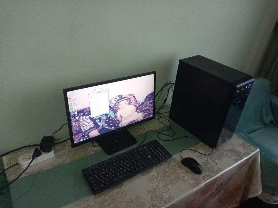 Персональный (стол) компьютер сотилади
