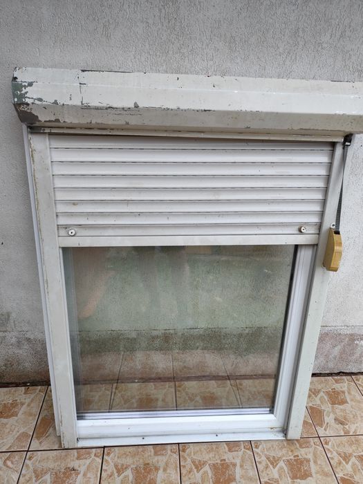 Banc metalic cu 2 usi, geam termopan fix, fișet metalic doua usi ...