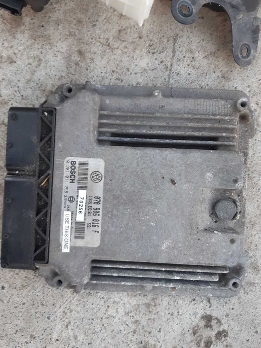Calculator motor ECU vw touareg 7L 2.5 tdi BAC 070 906 016 F