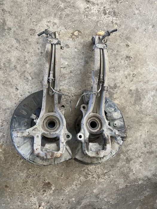 Шенкел ляв десен за Audi Q7 4L VW Touareg