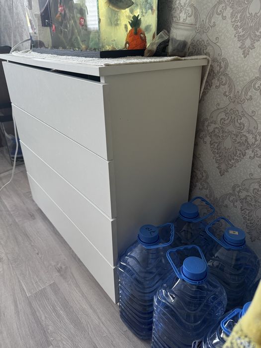 Продается комод в хорошем состояние