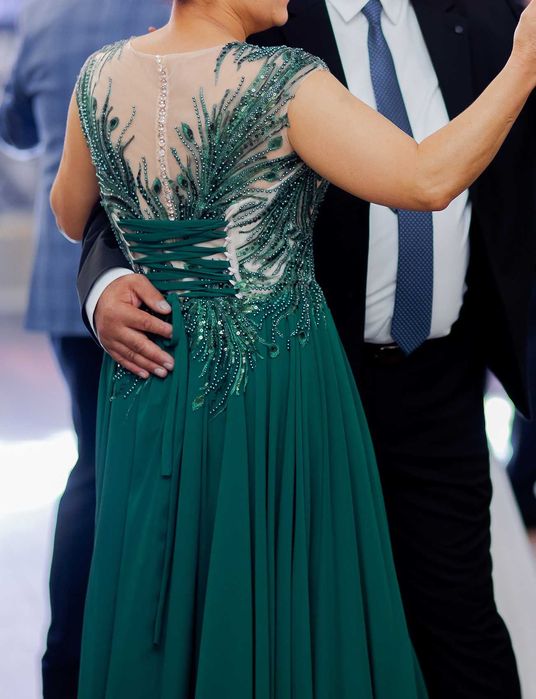 Rochie seara realizata la comanda verde