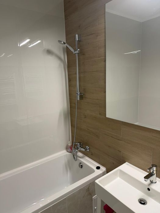 Dau in chirie apartament doua camere