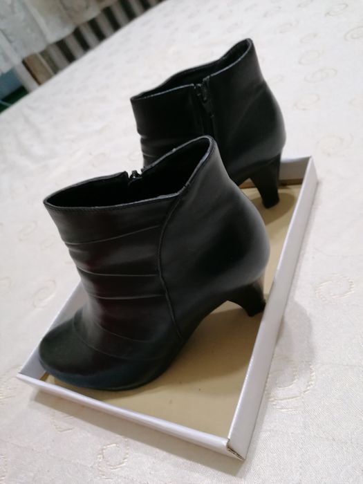 Дамски боти N:39