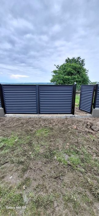 Executam garduri din materialele noastre sau ale clientului