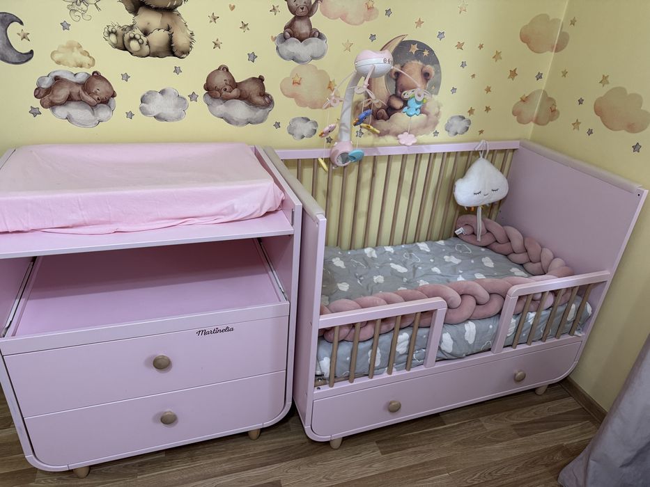 Masa de infasat + patut IKEA MYLLRA+ saltea+ toper saltea impermeabil