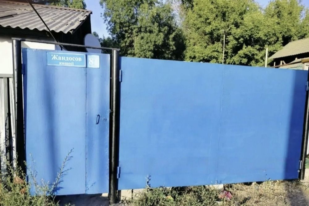 Продается дом: под бизнес  возле Базара     Абай -Жапар