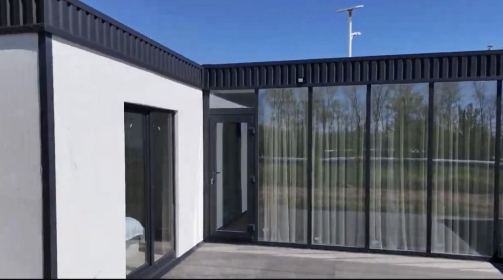 Vanzare imobil primul rand la mare ! 2 Mai