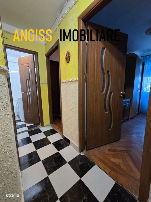 Apartament 3 camere 1990, parter inalt Str. Babadag