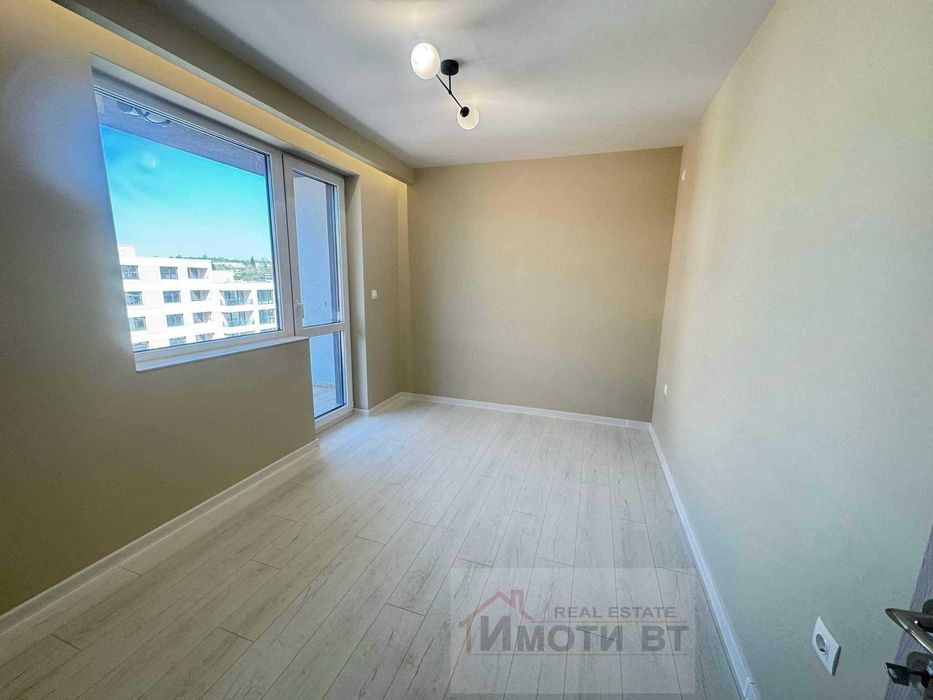 Продава се Тристаен апартамент в Велико Търново, Център - 88 кв.м за 1694 €/кв.м - Снимка #4