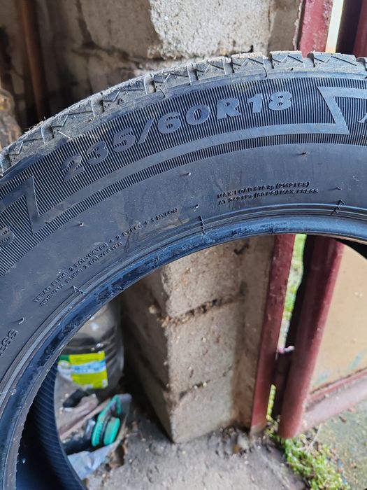 Vand Anvelope 235 60 r18 dot 0921