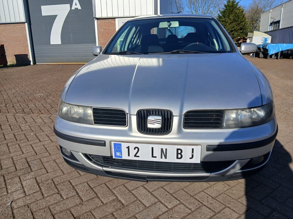 Vând mașină seat leon