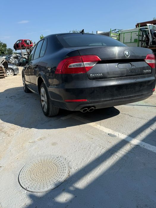Dezmembrez Skoda Superb 3 2.0d 1.6d