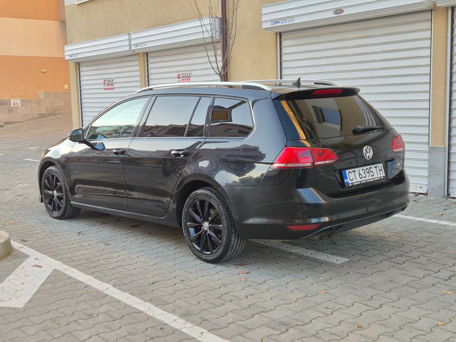 VW Golf 2.0Tdi R-Line/Distronic/сервизна история/Dynaudio голф 7
