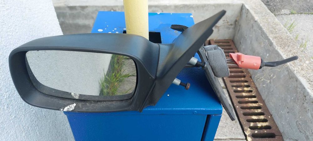 Странично огледало ляво за Ford Mondeo 1993-2000