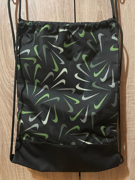 Оригинална Мешка на Nike