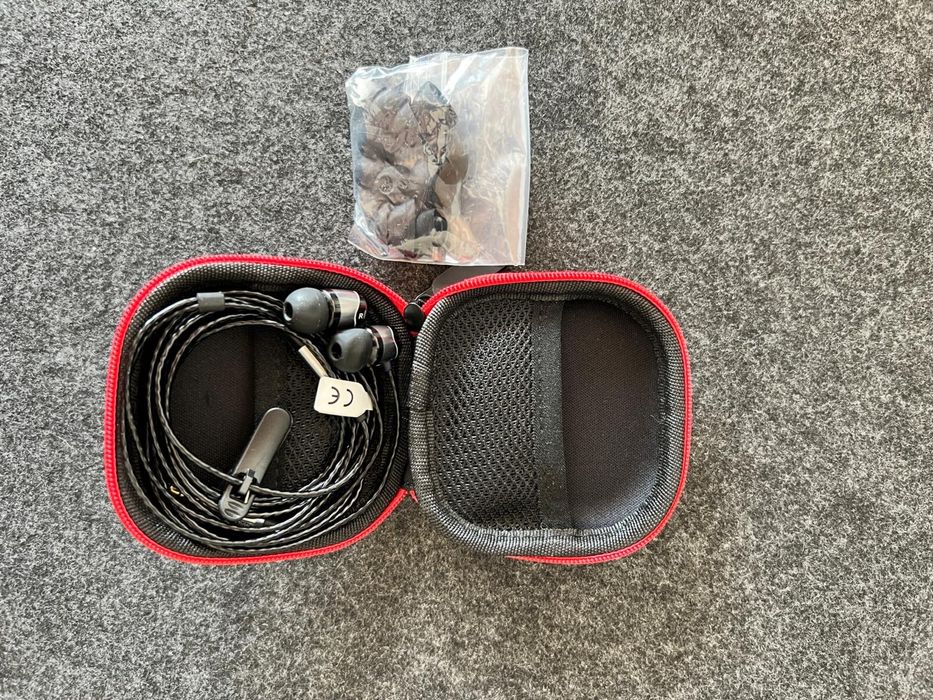 Casti cu fir  SOUNDMAGIC, E10, Argintiu