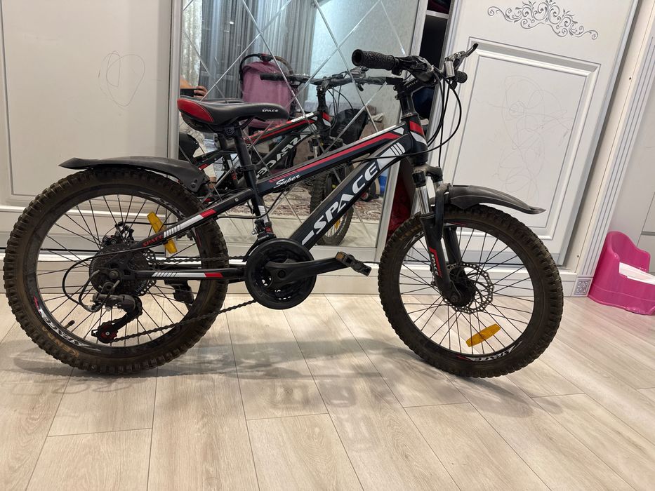 Велосипед.  почти новый. Детский.