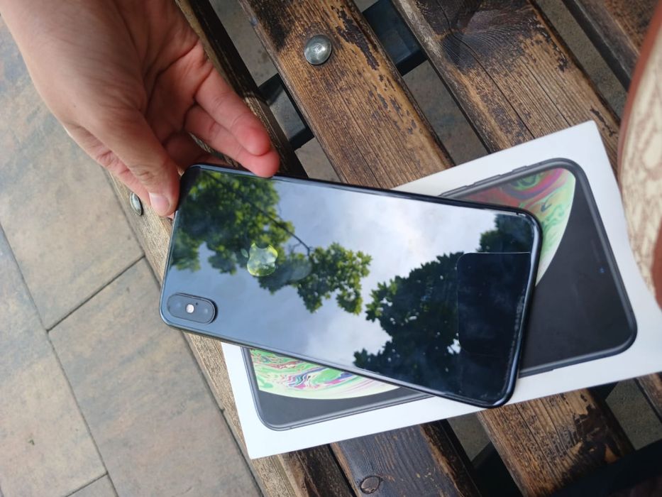 Iphone XS MAX в отл состоянии