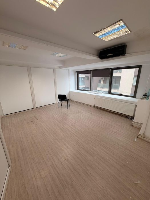 Spatiu comercial PLAZA de închiriat