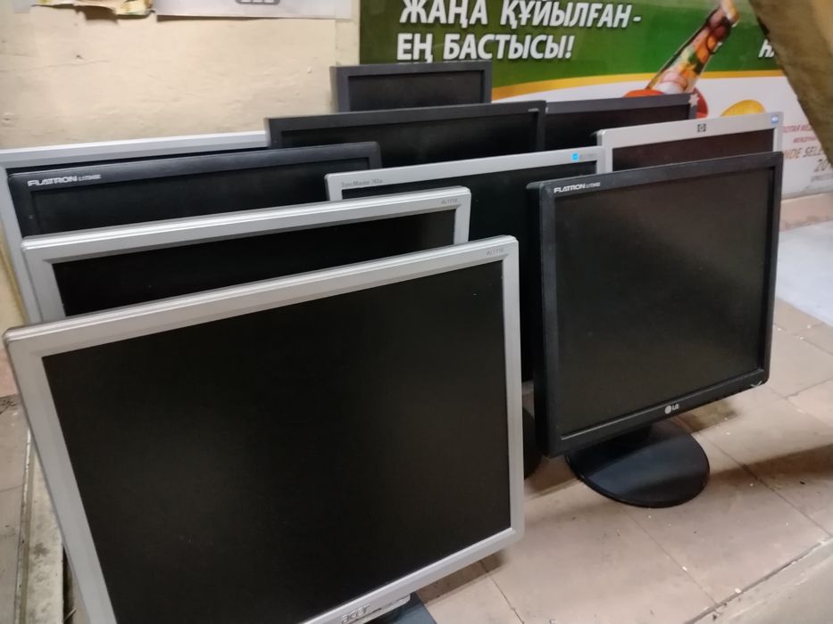 Монитор 17 дюймов