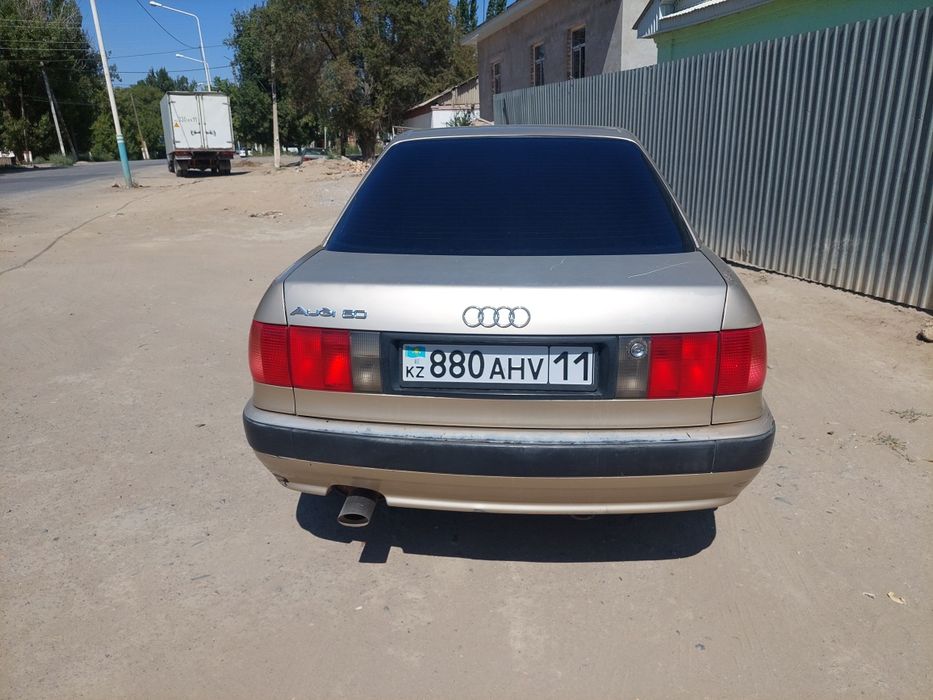 Ауди б 4 срочно сатылады