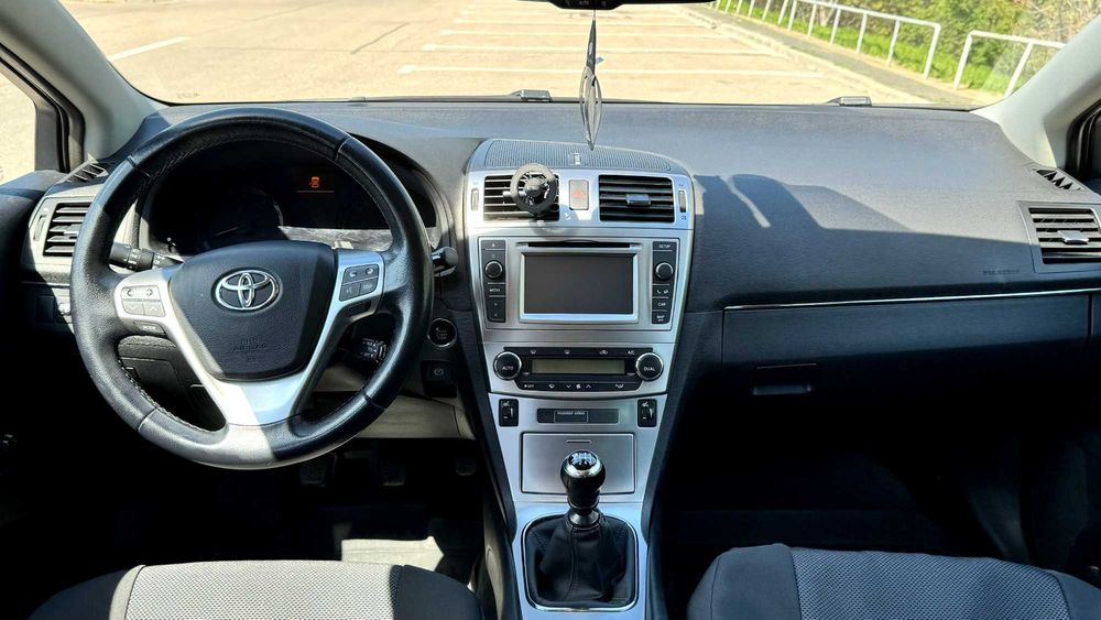 Toyota Avensis 2.0 D-4D Edition (2014)