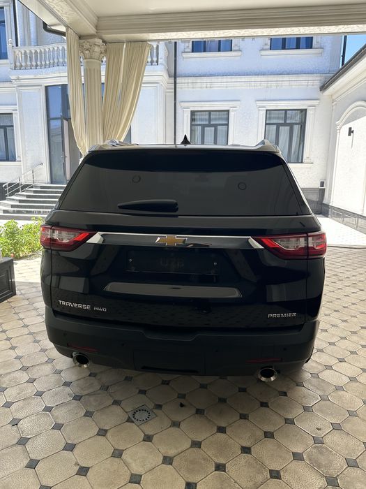 Chevrolet Traverse 3,6 black