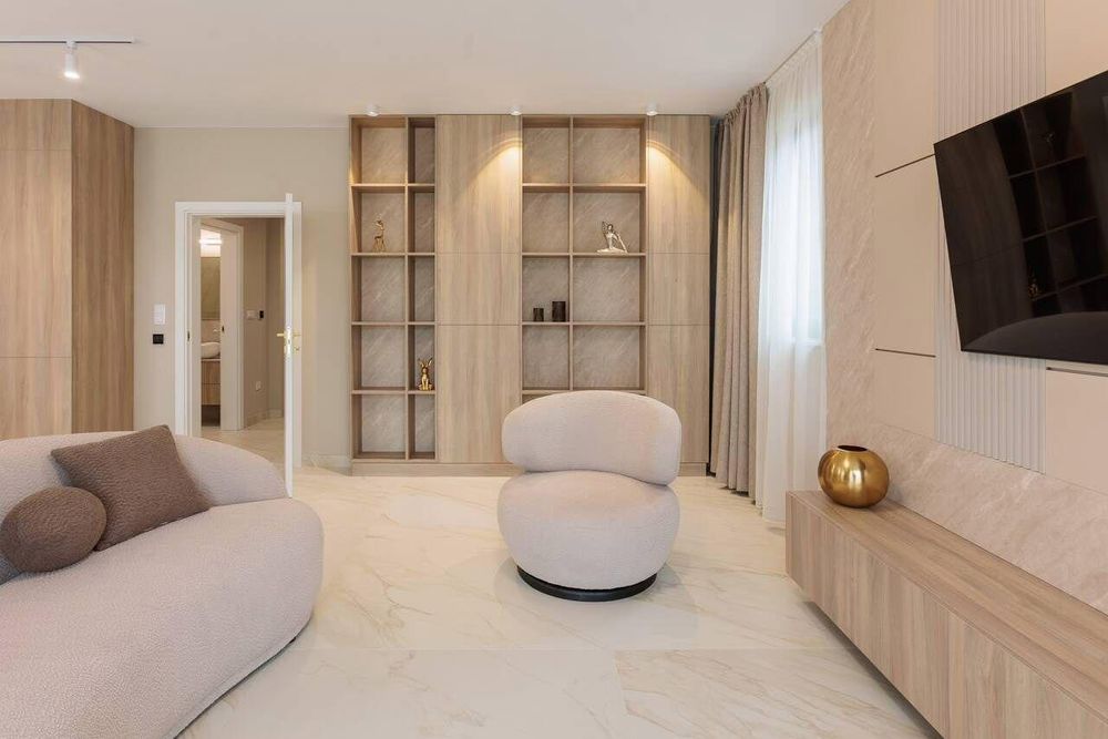 Дава се под наем Къща в Бургас, Сарафово - 140 кв.м за 1795.2 € - Снимка #1