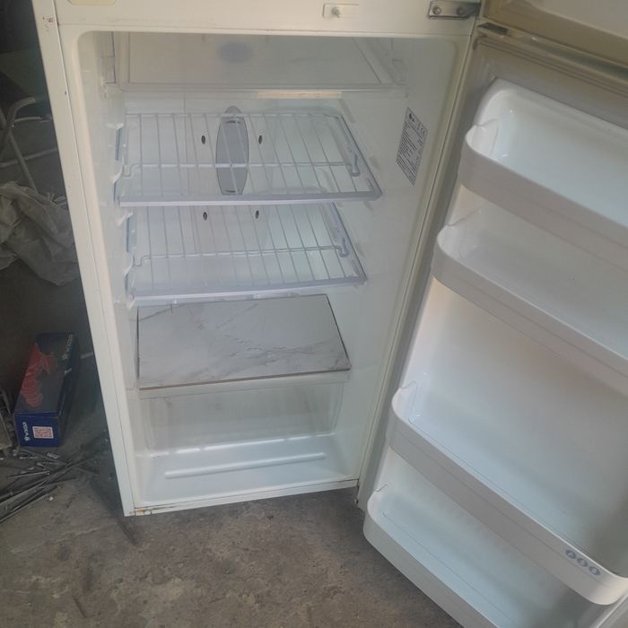 Продам холодильник лдж