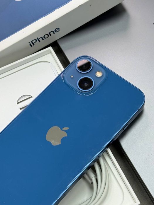 iPhone 13 (128gb)