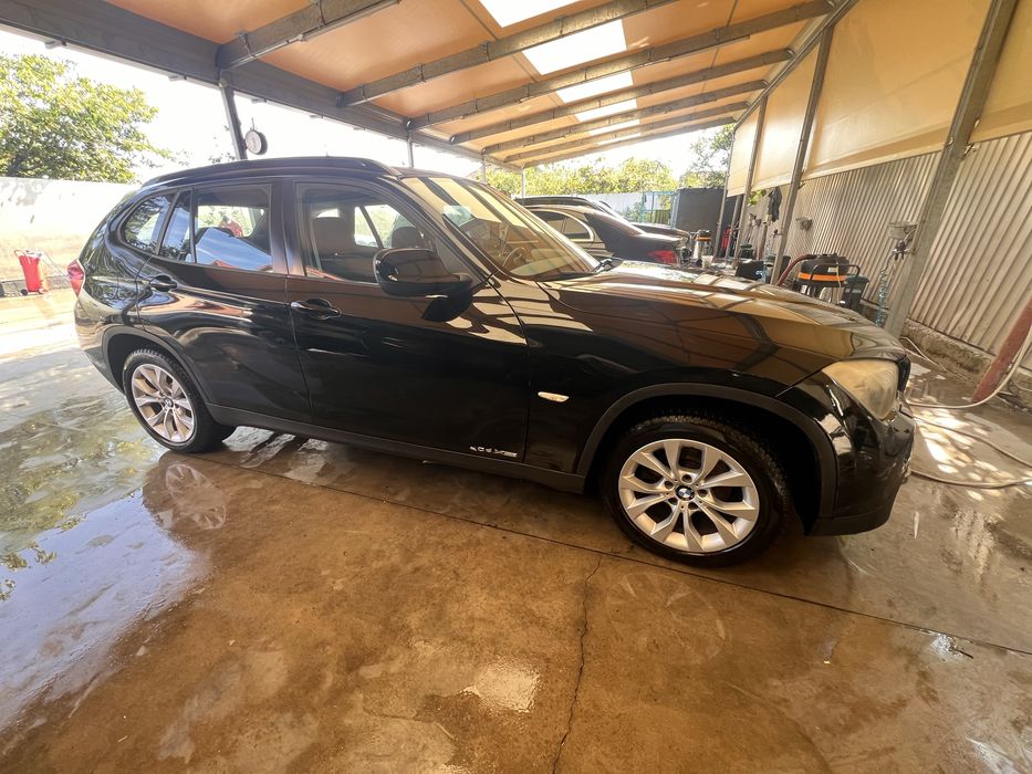 BMW X1 2012 — imagine 3