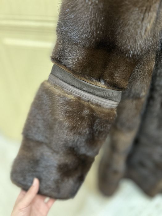 Шуба с чехолом почти новая