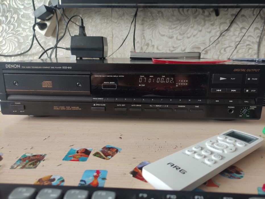 Продам Denon 810
