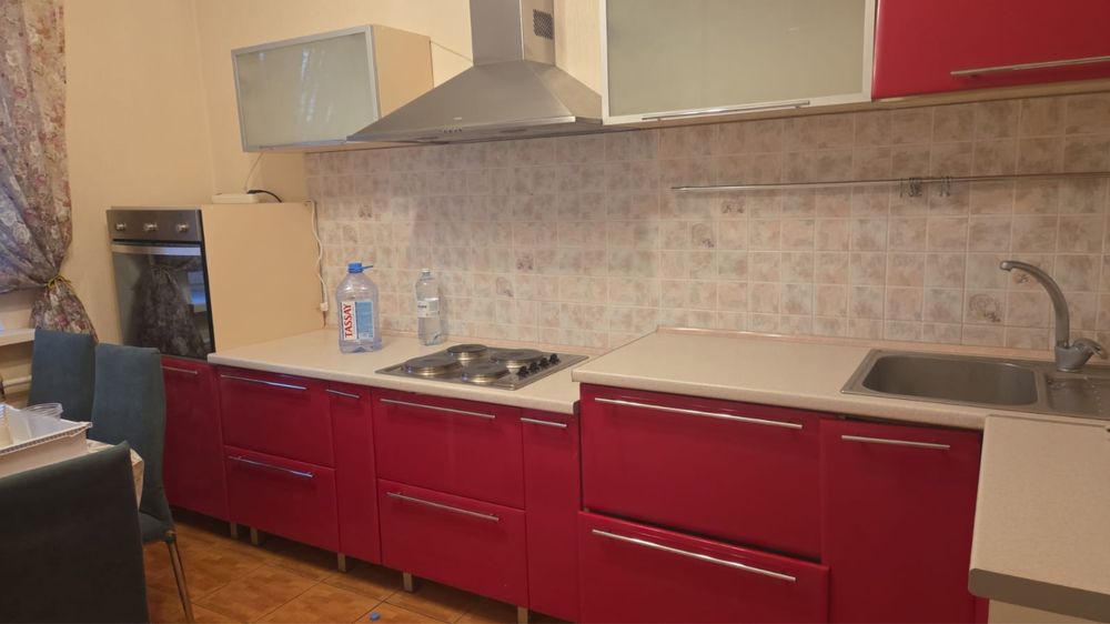 Срочно продам кухонный гарнитур