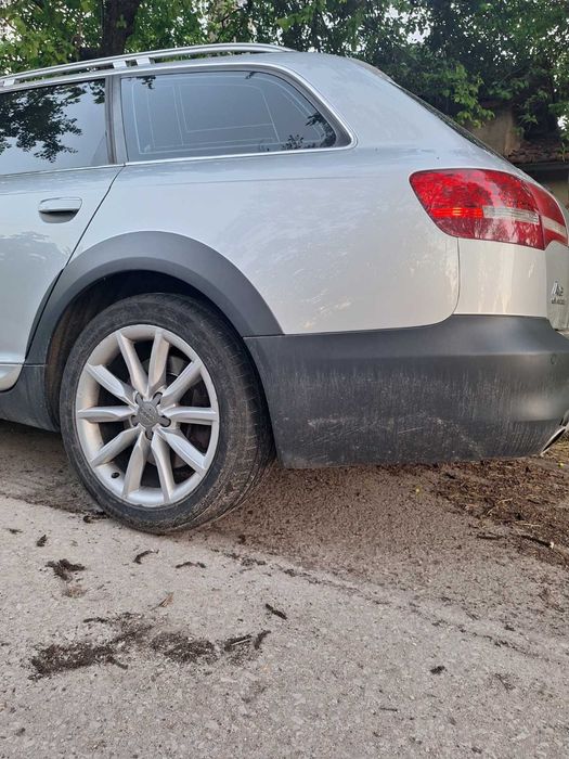 Продавам лек автомобил Ауди А 6 allroad