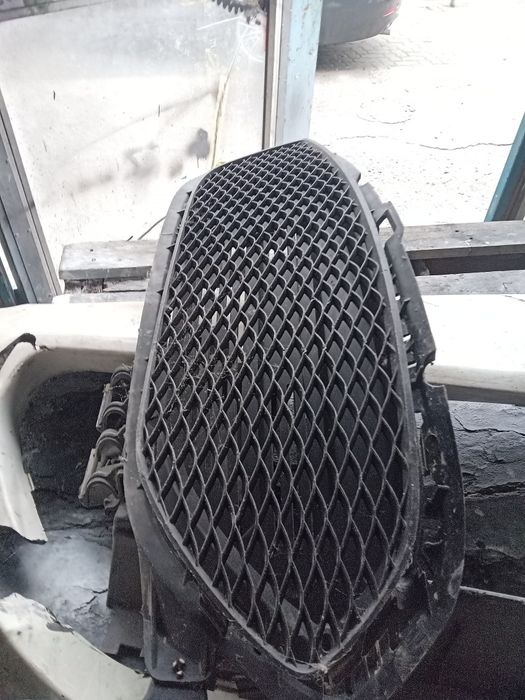 Задни брони емблеми мерцедес