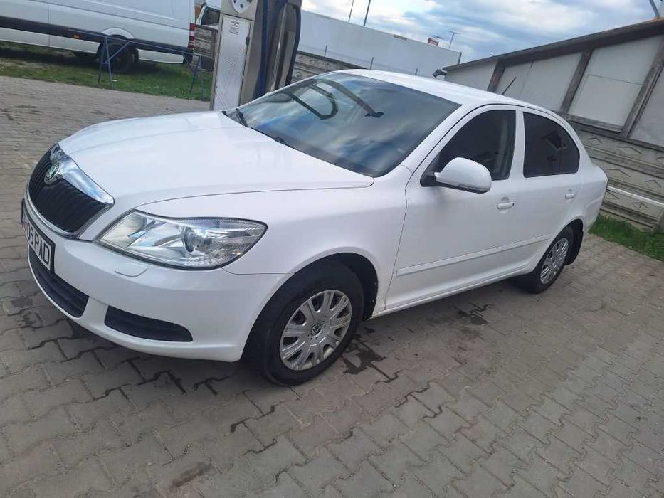 Vând Skoda Octavia