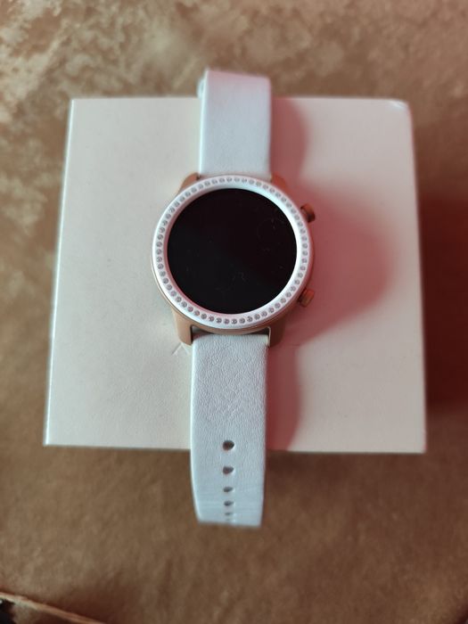 Часовник с камъни swarovski Xiaomi Amazfit GTR Gliter Edition SWAROVSK